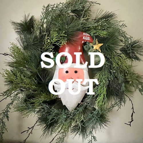KRIS KRINGLE WALL HANGING